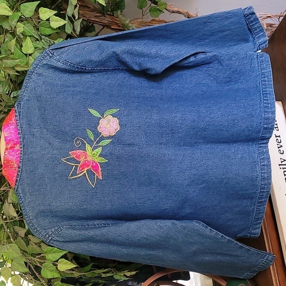 Coldwater Creek Denim Jacket - Picture 9 of 10